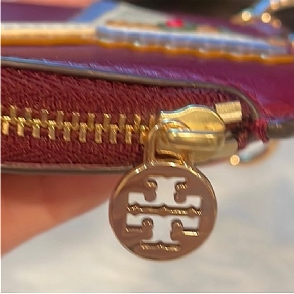 Authentic Tory Burch NWOT Leather Maroon Martini Glass Key Coin Pouch Bag Charm - Picture 4 of 7